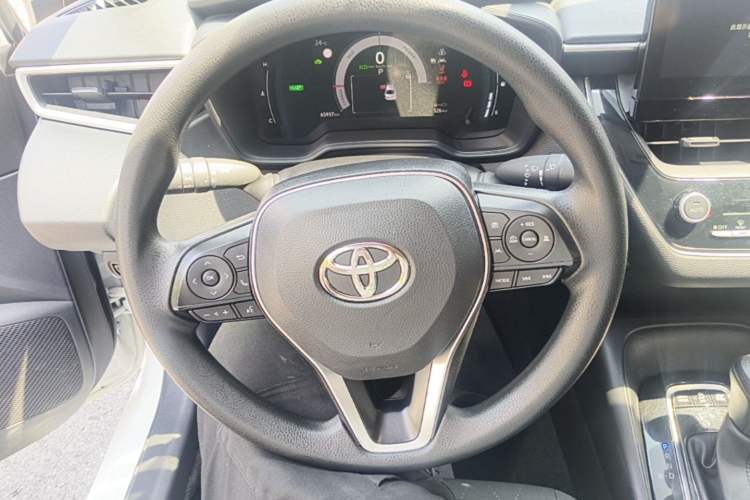 Used Toyota Corolla 2023 1.8L Smart Electric Hybrid Dual-Motor Pioneer Edition Steering Wheel