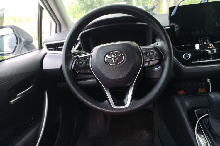 Used Toyota Corolla 2023 1.8L Smart Electric Hybrid Dual-Motor Pioneer Edition Steering Wheel