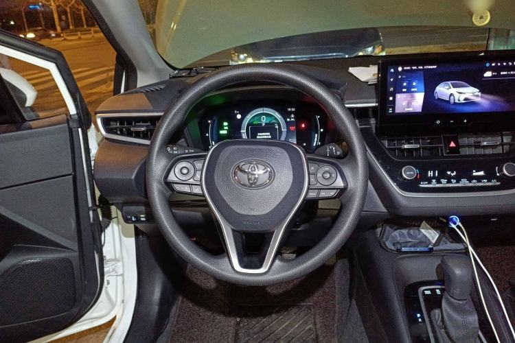 Used Toyota Corolla 2023 1.8L Smart Electric Hybrid Dual-Motor Elite Edition Steering Wheel
