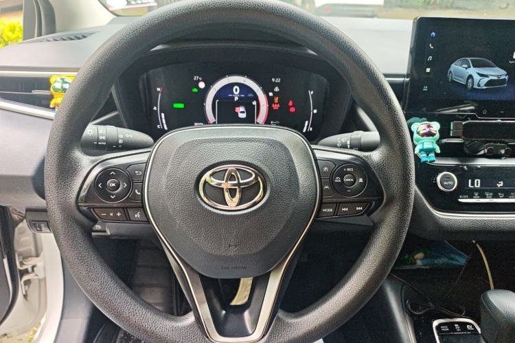 Used Toyota Corolla 2023 1.8L Smart Electric Hybrid Dual-Motor Pioneer Edition Steering Wheel