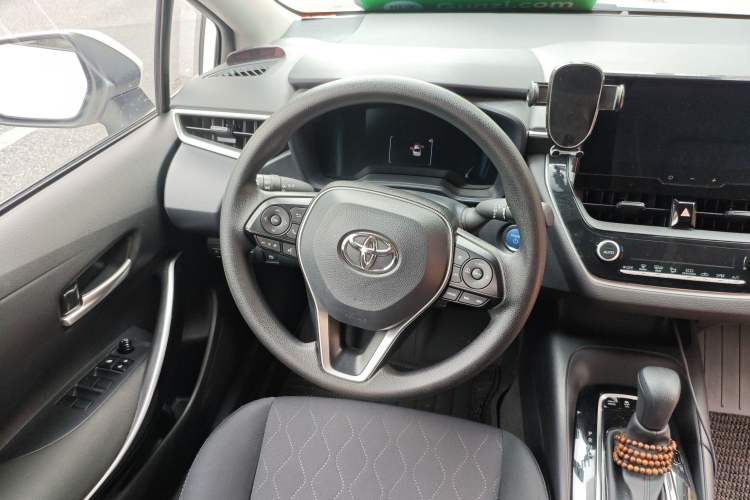 Used Toyota Corolla 2023 1.8L Smart Electric Hybrid Dual-Motor Pioneer Edition Steering Wheel