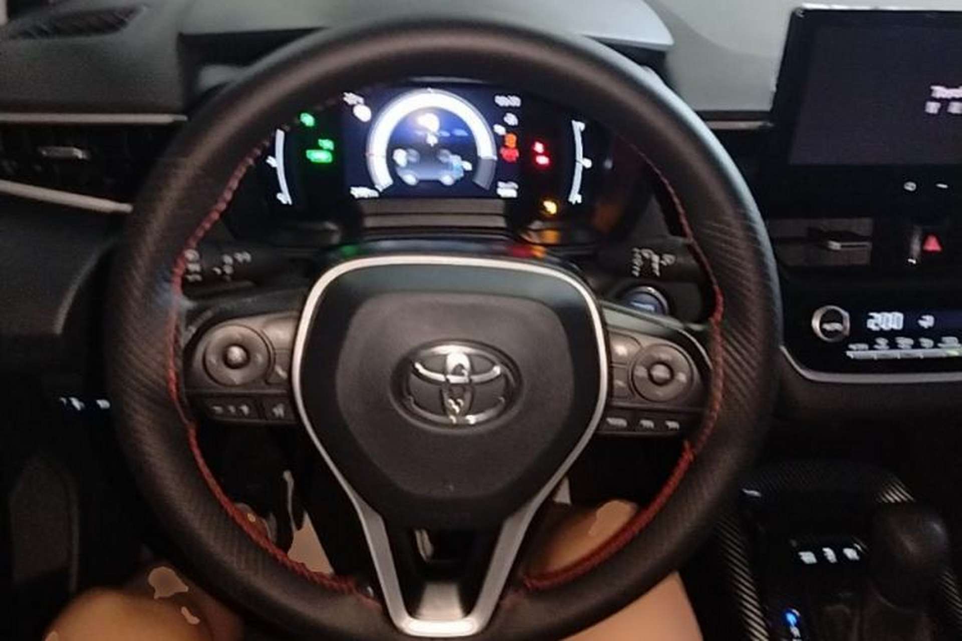 Used Toyota Corolla 2023 1.8L Smart Electric Hybrid Dual-Motor Elite Edition Steering Wheel