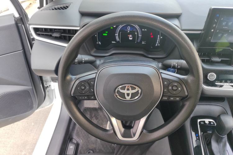 Used Toyota Corolla 2023 1.8L Smart Electric Hybrid Dual-Motor Pioneer Edition Steering Wheel