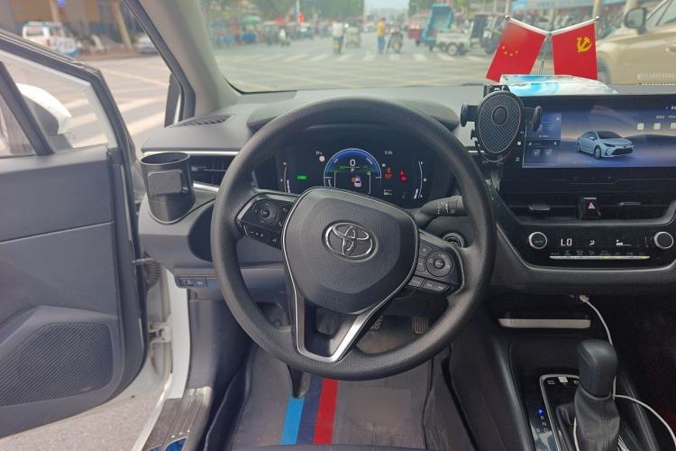 Used Toyota Corolla 2023 1.8L Smart Electric Hybrid Dual-Motor Pioneer Edition Steering Wheel