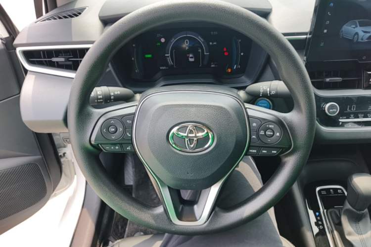Used Toyota Corolla 2023 1.8L Smart Electric Hybrid Dual-Motor Pioneer Edition Steering Wheel