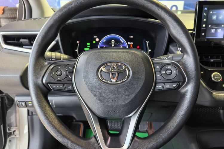 Used Toyota Corolla 2023 1.8L Smart Electric Hybrid Dual-Motor Pioneer Edition Steering Wheel