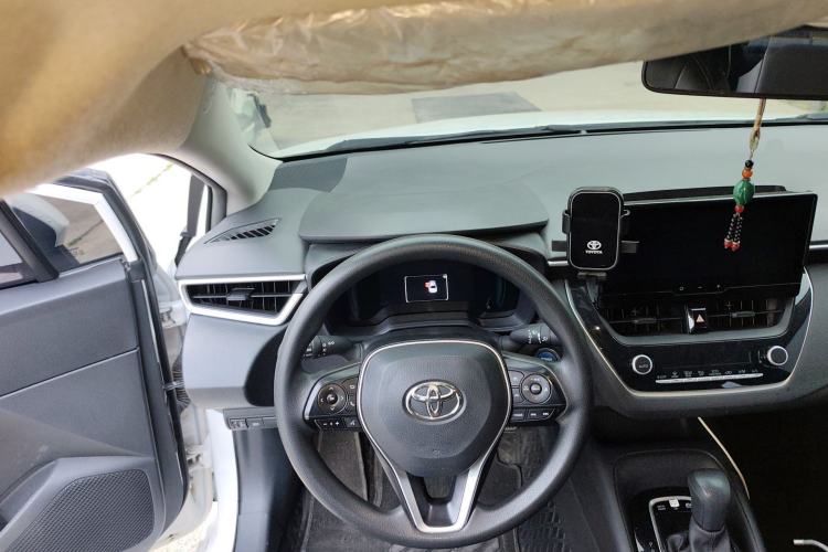 Used Toyota Corolla 2023 1.8L Smart Electric Hybrid Dual-Motor Pioneer Edition Steering Wheel