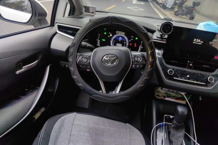 Used Toyota Corolla 2023 1.8L Smart Electric Hybrid Dual-Motor Pioneer Edition Steering Wheel