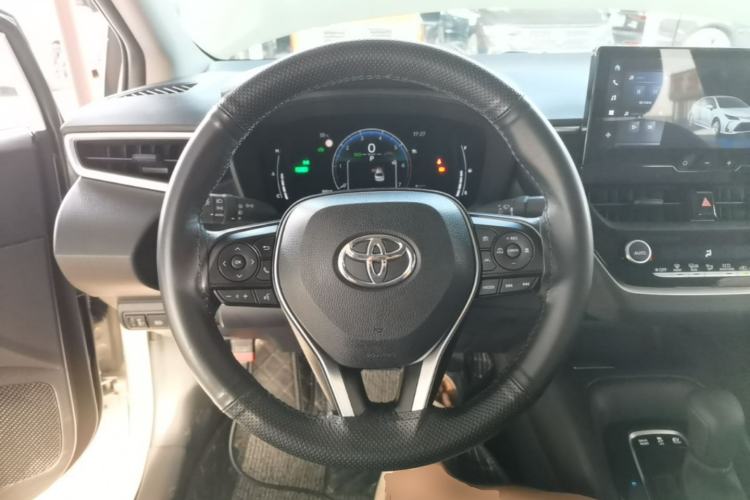 Used Toyota Corolla 2023 1.8L Smart Electric Hybrid Dual-Motor Pioneer Edition Steering Wheel