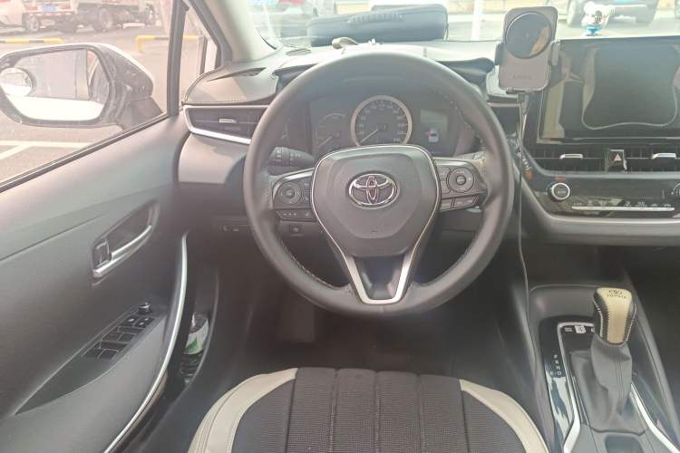 Used Toyota Corolla 2023 1.8L Smart Electric Hybrid Dual-Motor Elite Edition Steering Wheel