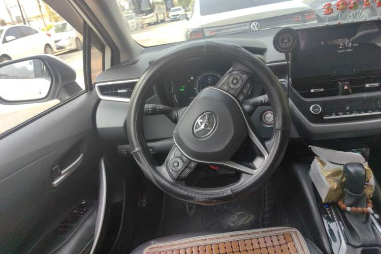 Used Toyota Corolla 2023 1.8L Smart Electric Hybrid Dual-Motor Elite Edition Steering Wheel