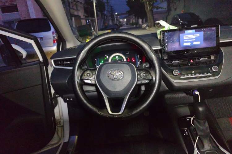 Used Toyota Corolla 2023 1.8L Smart Electric Hybrid Dual-Motor Elite Edition Steering Wheel