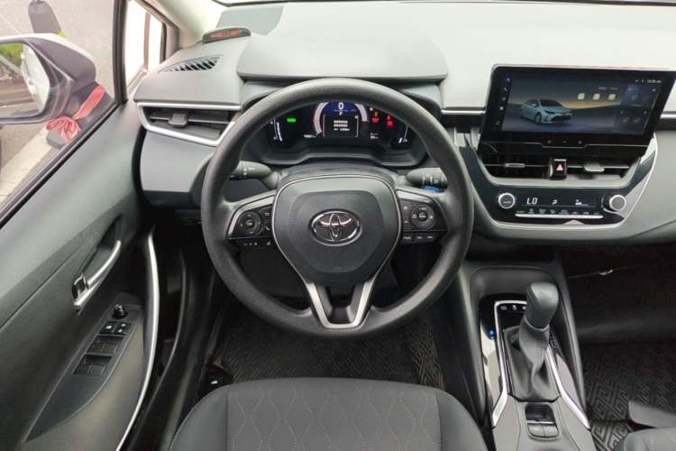 Used Toyota Corolla 2023 1.8L Smart Electric Hybrid Dual-Motor Pioneer Edition Steering Wheel