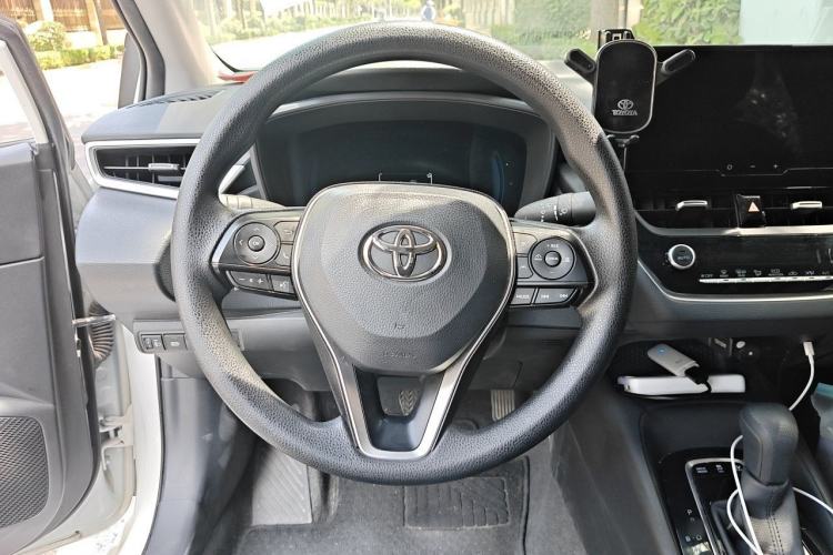 Used Toyota Corolla 2023 1.8L Smart Electric Hybrid Dual-Motor Elite Edition Steering Wheel