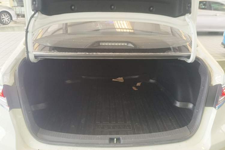 Used Toyota Corolla 2023 1.8L Smart Electric Hybrid Dual-Motor Elite Edition Trunk