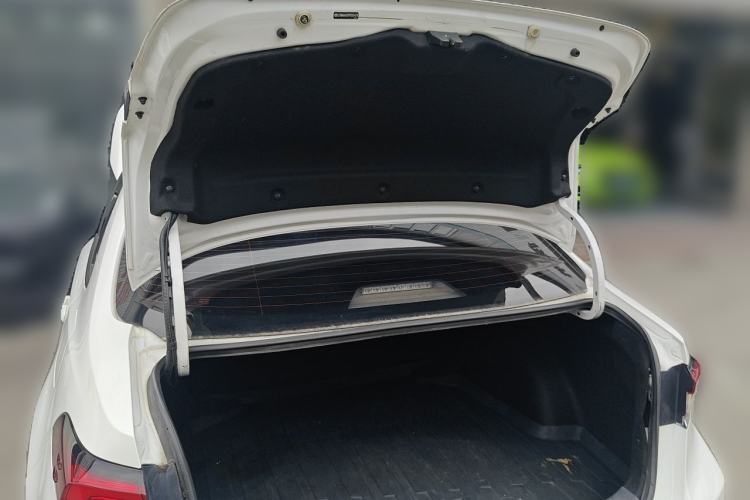 Used Toyota Corolla 2023 1.8L Smart Electric Hybrid Dual-Motor Elite Edition Trunk