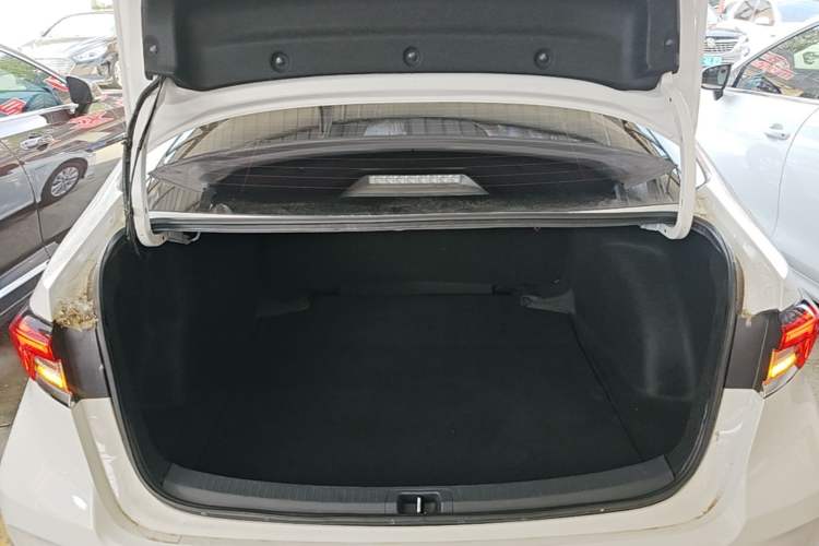 Used Toyota Corolla 2023 1.8L Smart Electric Hybrid Dual-Motor Pioneer Edition Trunk