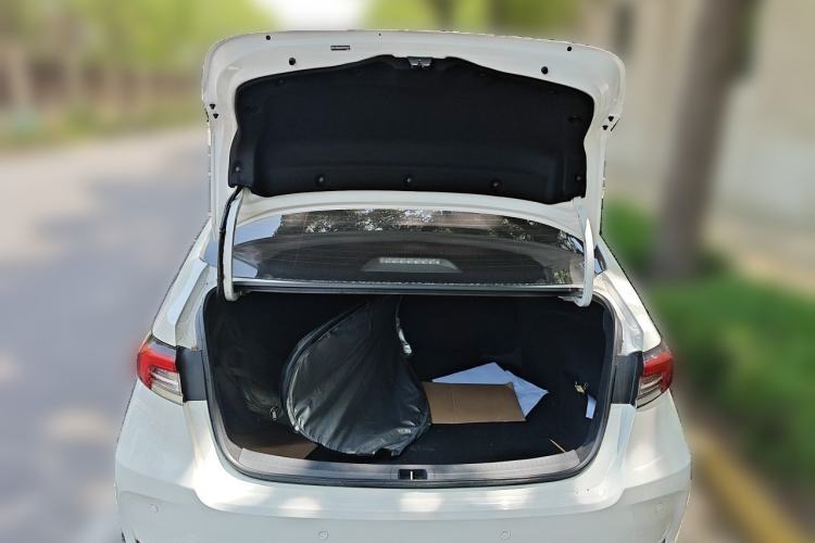 Used Toyota Corolla 2023 1.8L Smart Electric Hybrid Dual-Motor Elite Edition Trunk