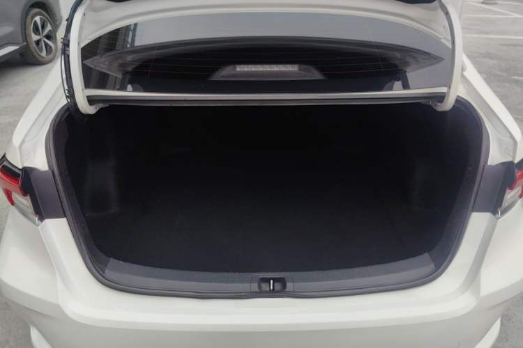Used Toyota Corolla 2023 1.8L Smart Electric Hybrid Dual-Motor Elite Edition Trunk