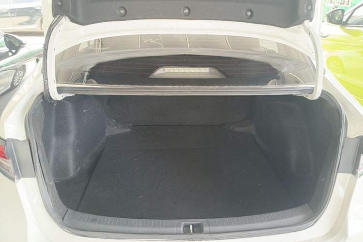 Used Toyota Corolla 2023 1.8L Smart Electric Hybrid Dual-Motor Elite Edition Trunk