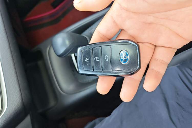 Used Toyota Corolla 2023 1.8L Smart Electric Hybrid Dual-Motor Elite Edition Vehicle Key