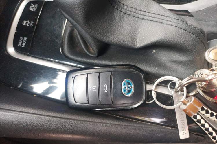Used Toyota Corolla 2023 1.8L Smart Electric Hybrid Dual-Motor Elite Edition Vehicle Key