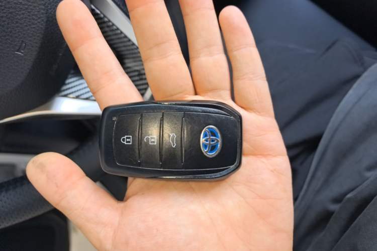 Used Toyota Corolla 2023 1.8L Smart Electric Hybrid Dual-Motor Pioneer Edition Vehicle Key