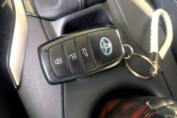 Used Toyota Corolla 2023 1.8L Smart Electric Hybrid Dual-Motor Elite Edition Vehicle Key
