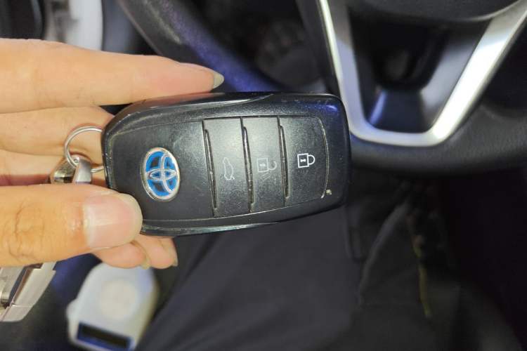 Used Toyota Corolla 2023 1.8L Smart Electric Hybrid Dual-Motor Elite Edition Vehicle Key