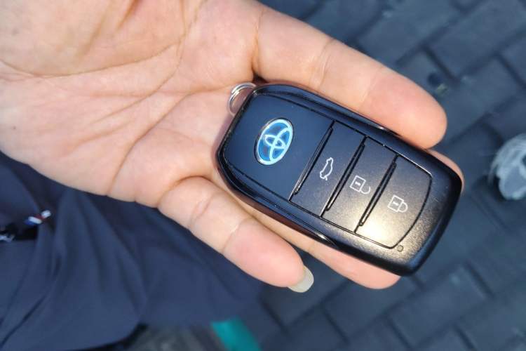 Used Toyota Corolla 2023 1.8L Smart Electric Hybrid Dual-Motor Pioneer Edition Vehicle Key