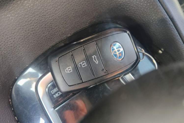 Used Toyota Corolla 2023 1.8L Smart Electric Hybrid Dual-Motor Pioneer Edition Vehicle Key