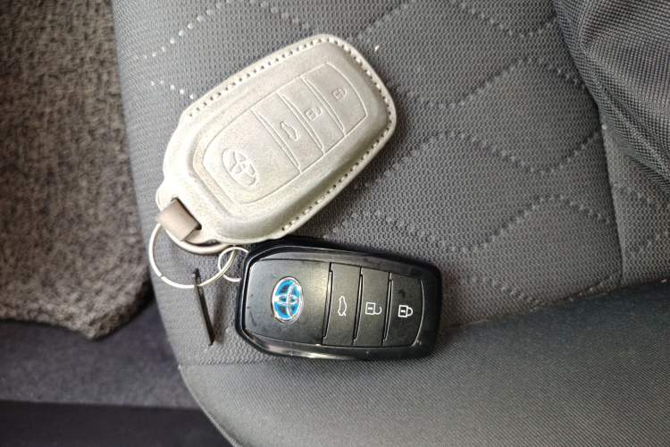 Used Toyota Corolla 2023 1.8L Smart Electric Hybrid Dual-Motor Pioneer Edition Vehicle Key