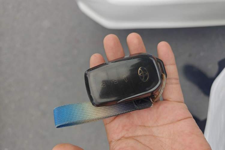 Used Toyota Corolla 2023 1.8L Smart Electric Hybrid Dual-Motor Pioneer Edition Vehicle Key