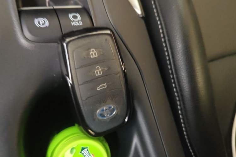 Used Toyota Corolla 2023 1.8L Smart Electric Hybrid Dual-Motor Pioneer Edition Vehicle Key