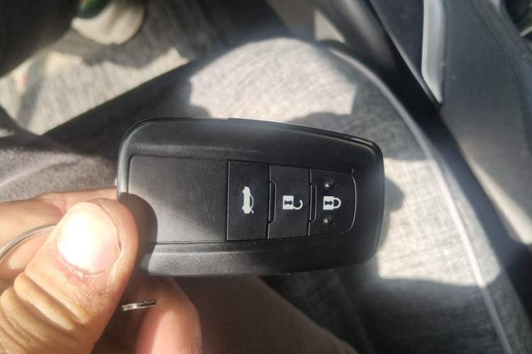 Used Toyota Corolla 2023 1.8L Smart Electric Hybrid Dual-Motor Pioneer Edition Vehicle Key