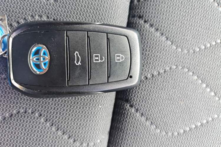 Used Toyota Corolla 2023 1.8L Smart Electric Hybrid Dual-Motor Elite Edition Vehicle Key