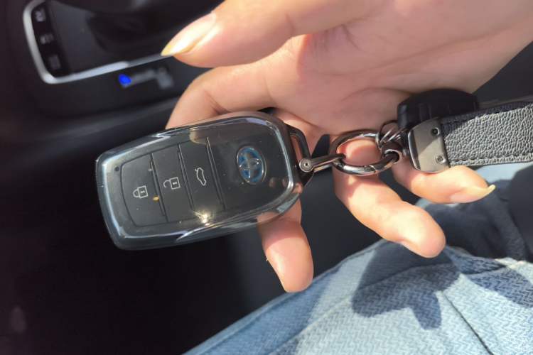 Used Toyota Corolla 2023 1.8L Smart Electric Hybrid Dual-Motor Elite Edition Vehicle Key