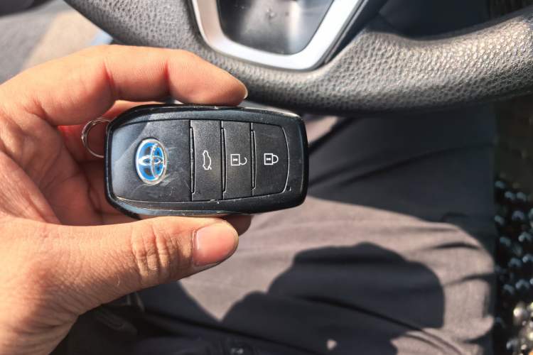 Used Toyota Corolla 2023 1.8L Smart Electric Hybrid Dual-Motor Elite Edition Vehicle Key