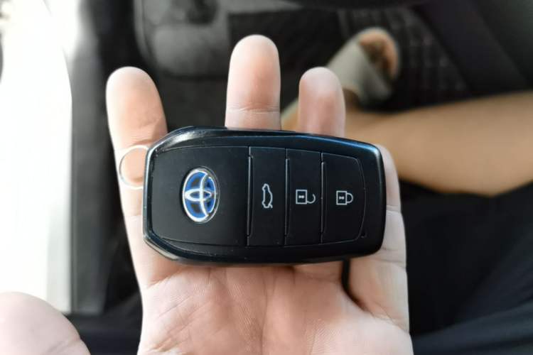 Used Toyota Corolla 2023 1.8L Smart Electric Hybrid Dual-Motor Pioneer Edition Vehicle Key