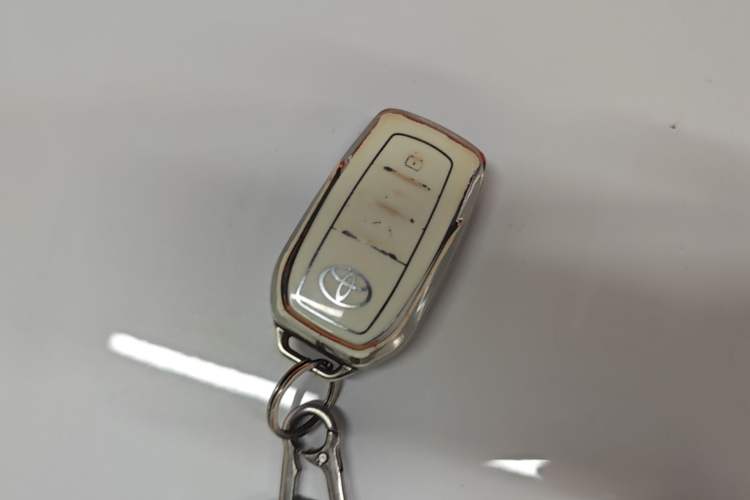 Used Toyota Corolla 2023 1.8L Smart Electric Hybrid Dual-Motor Pioneer Edition Vehicle Key