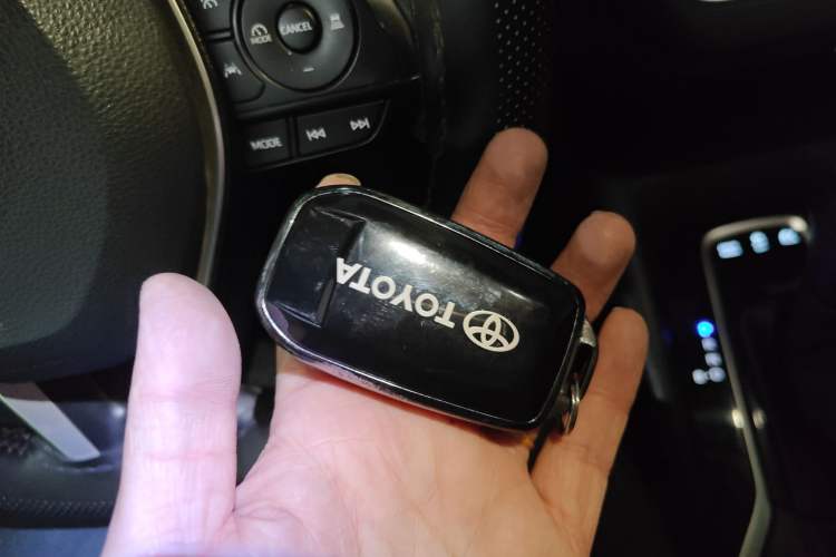 Used Toyota Corolla 2023 1.8L Smart Electric Hybrid Dual-Motor Pioneer Edition Vehicle Key