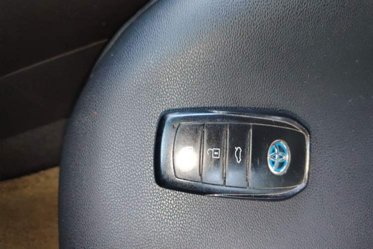 Used Toyota Corolla 2023 1.8L Smart Electric Hybrid Dual-Motor Pioneer Edition Vehicle Key