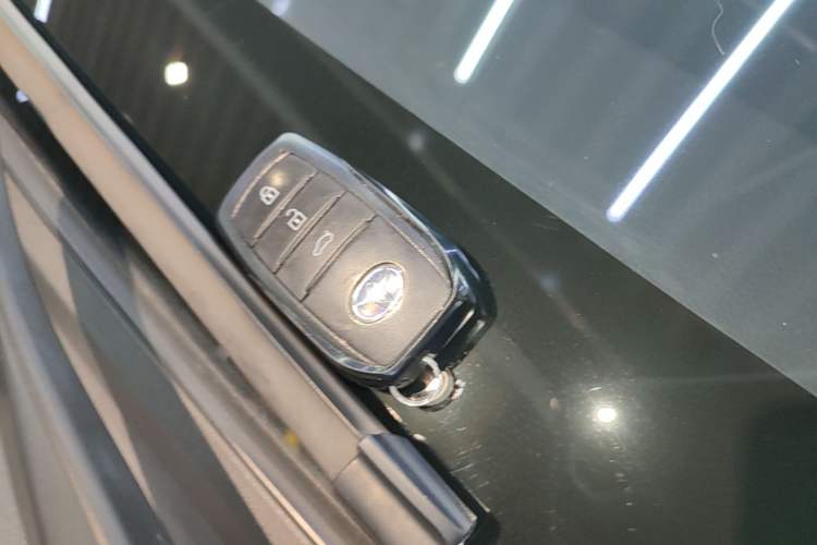 Used Toyota Corolla 2023 1.8L Smart Electric Hybrid Dual-Motor Pioneer Edition Vehicle Key