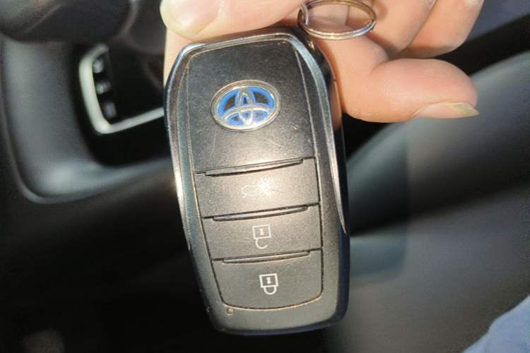 Used Toyota Corolla 2023 1.8L Smart Electric Hybrid Dual-Motor Elite Edition Vehicle Key
