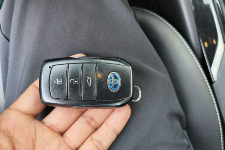 Used Toyota Corolla 2023 1.8L Smart Electric Hybrid Dual-Motor Pioneer Edition Vehicle Key