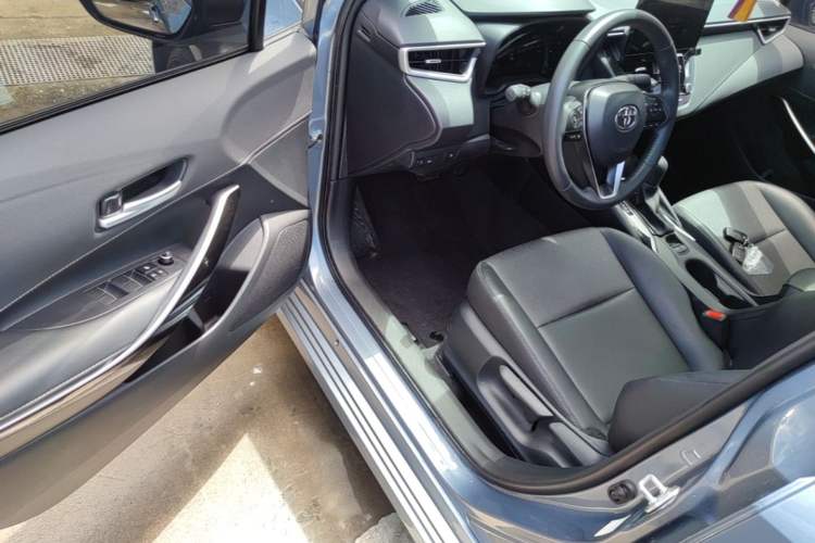 Used Toyota Corolla 2024 1.8L Smart Electric Hybrid Dual-Engine Elite Edition Driver Seat