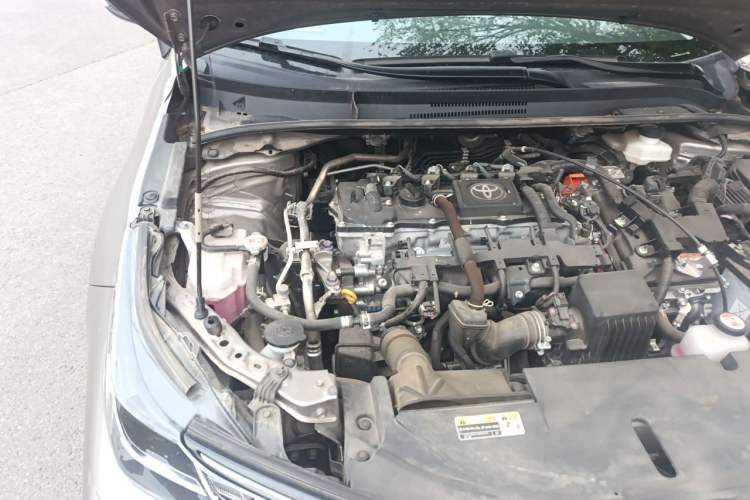 Used Toyota Corolla 2024 1.8L Smart Electric Hybrid Dual-Engine Elite Edition Engine Bay Right