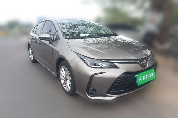 Used Toyota Corolla 2024 1.8L Smart Electric Hybrid Dual-Engine Elite Edition Front Right 45 Deg