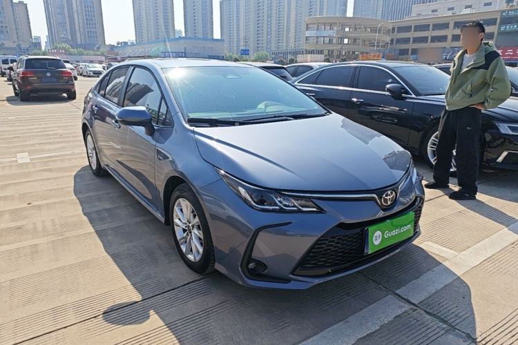 Used Toyota Corolla 2024 1.8L Smart Electric Hybrid Dual-Engine Elite Edition Front Right 45 Deg