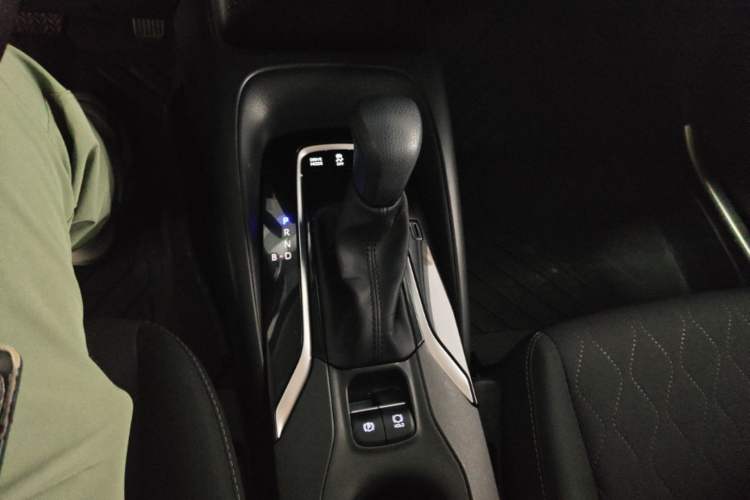 Used Toyota Corolla 2024 1.8L Smart Electric Hybrid Dual-Engine Pioneer Edition Gear Lever
